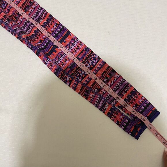 Nike Pro Sweatshirt Women's M Coral Pink Purple Black Geometric Pullover 1/2 Zip - Picture 5 of 7